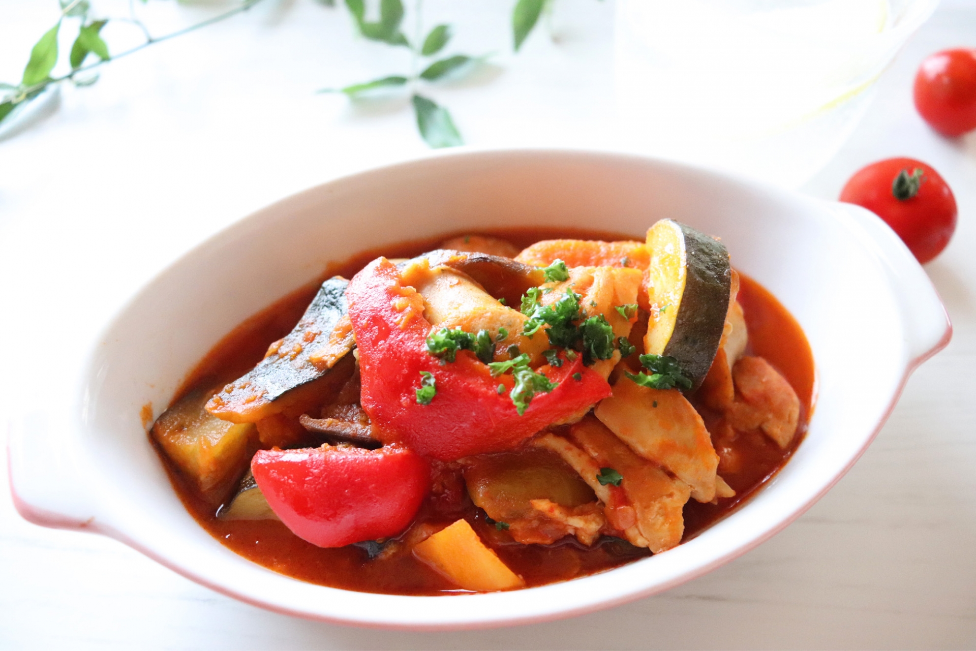 ラタトゥイユを盛った皿