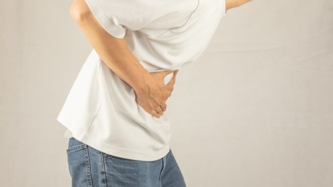 下痢症状の男性