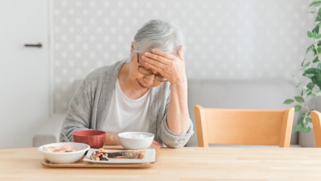 味覚障害に悩む女性