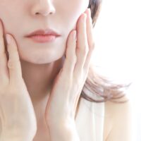 抗がん剤で色素沈着が現れたら 知っておきたいケアと考え方