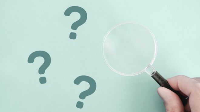 虫眼鏡と？マーク