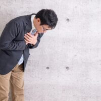 肺がん治療中の息苦しさを和らげるために。すぐできる対処法と楽な姿勢